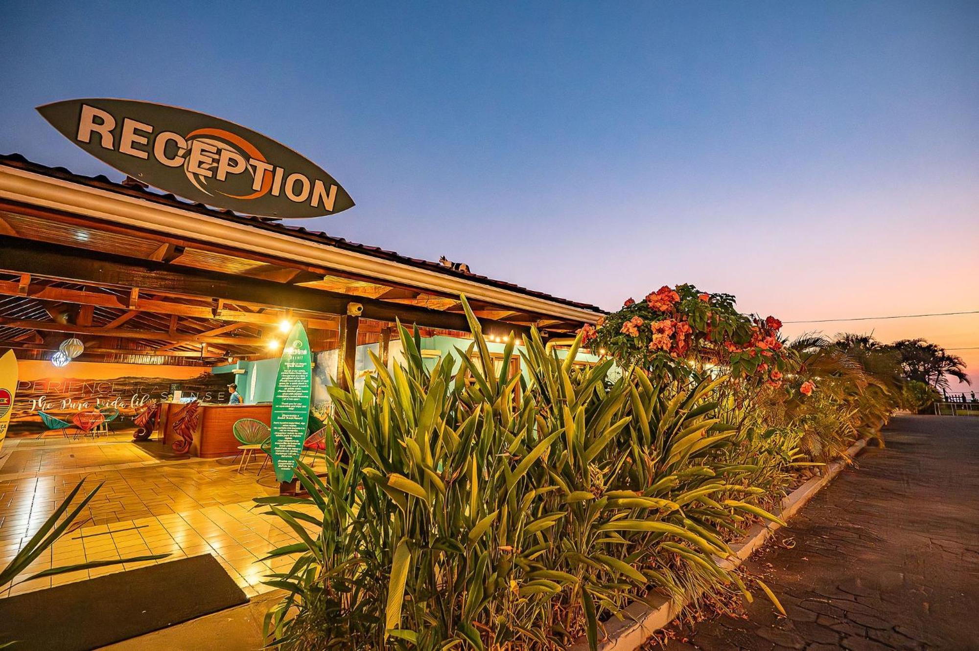 Beach Break Resort Jaco Exterior photo