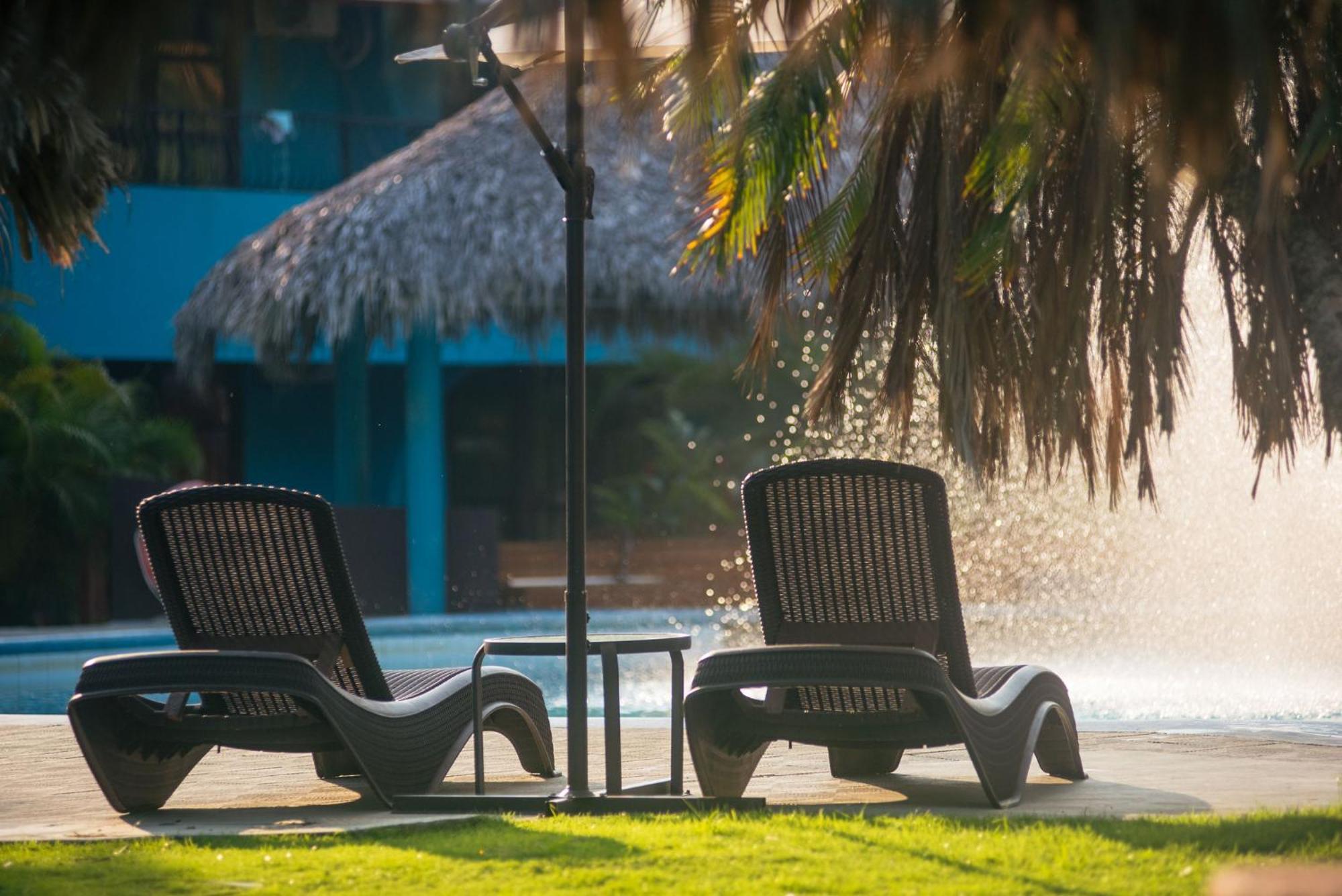 Beach Break Resort Jaco Exterior photo