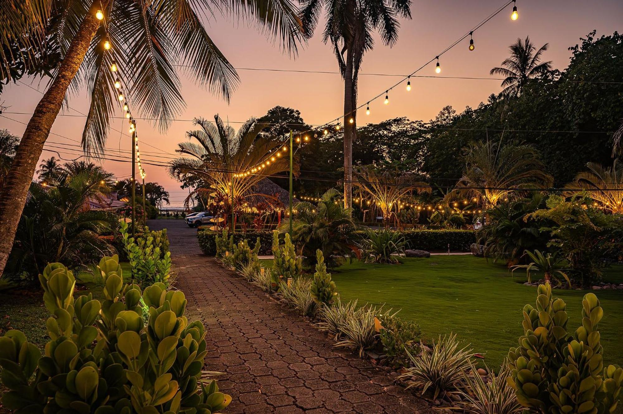Beach Break Resort Jaco Exterior photo