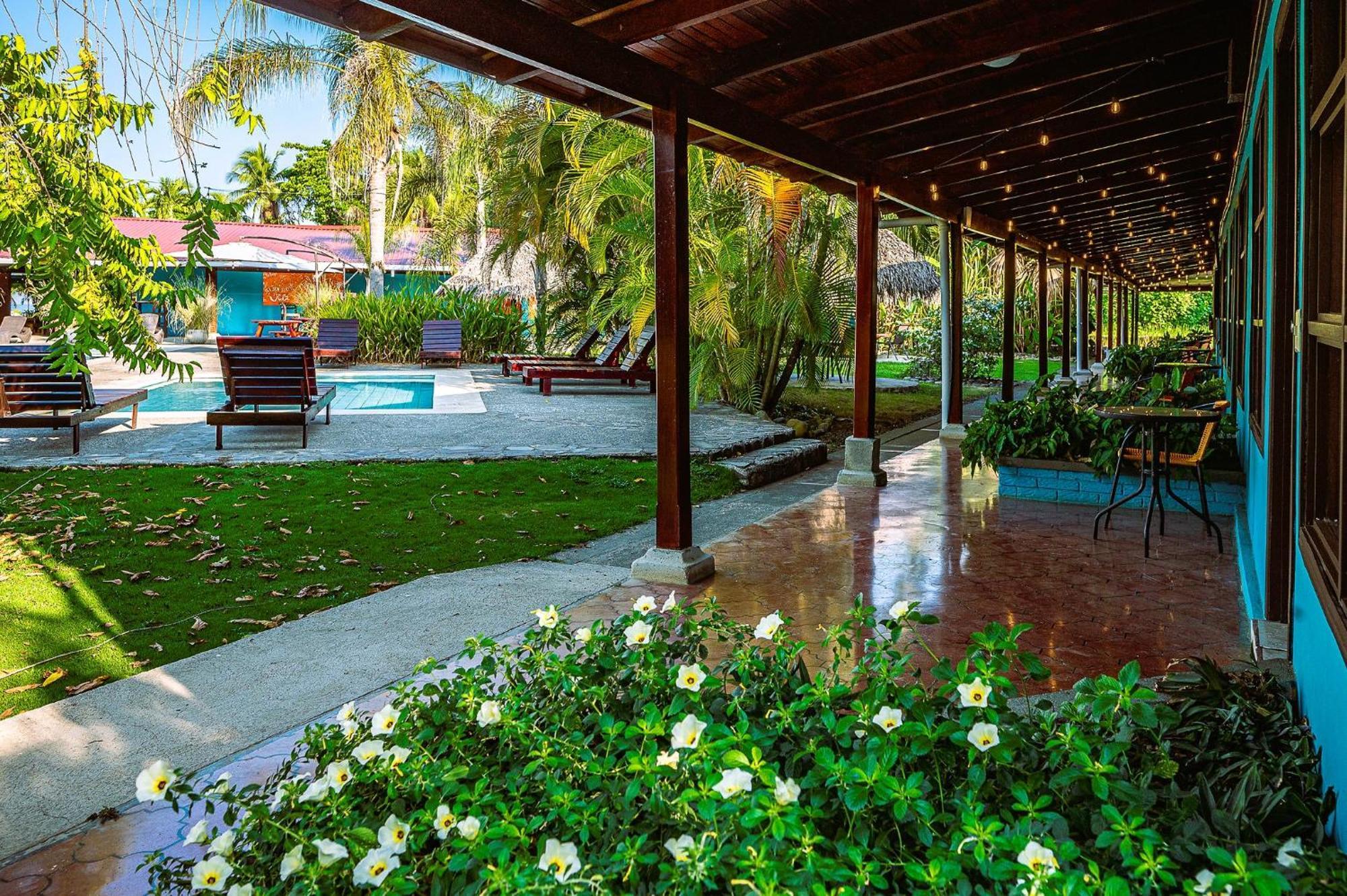Beach Break Resort Jaco Exterior photo